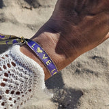 Stoffarmband Love lila