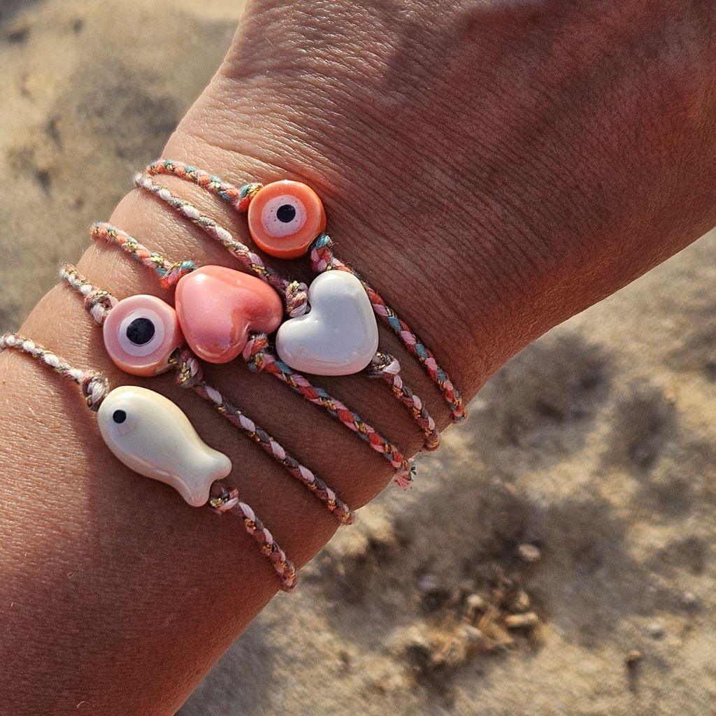 Armband hartje wit