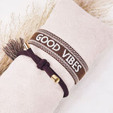 Gewebtes Armband Good Vibes braun