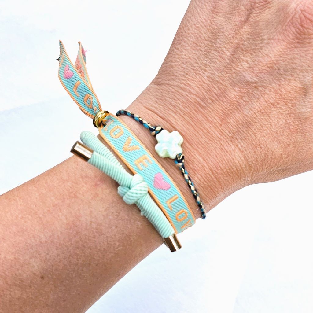 Armband klavertje vier lichtgroen