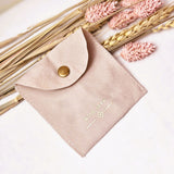 Sieradenzakje With Love beige