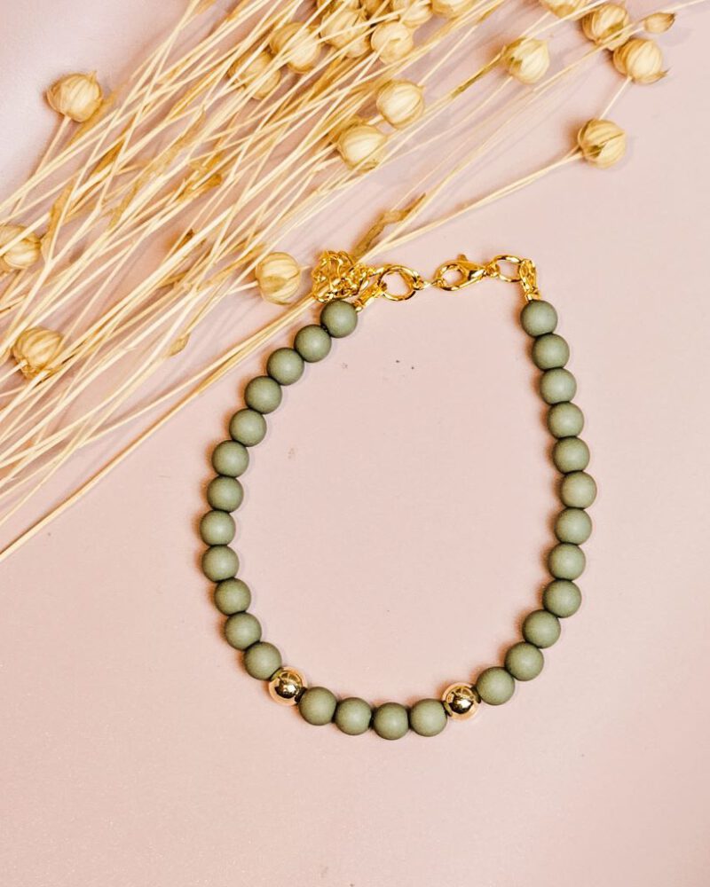 kralenarmband-groen-goud-met-verstelbare-sluiting-ibiza-style-sieraden
