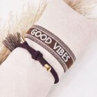 geweven-armband-good-vibes-bruin-statement-bracelet