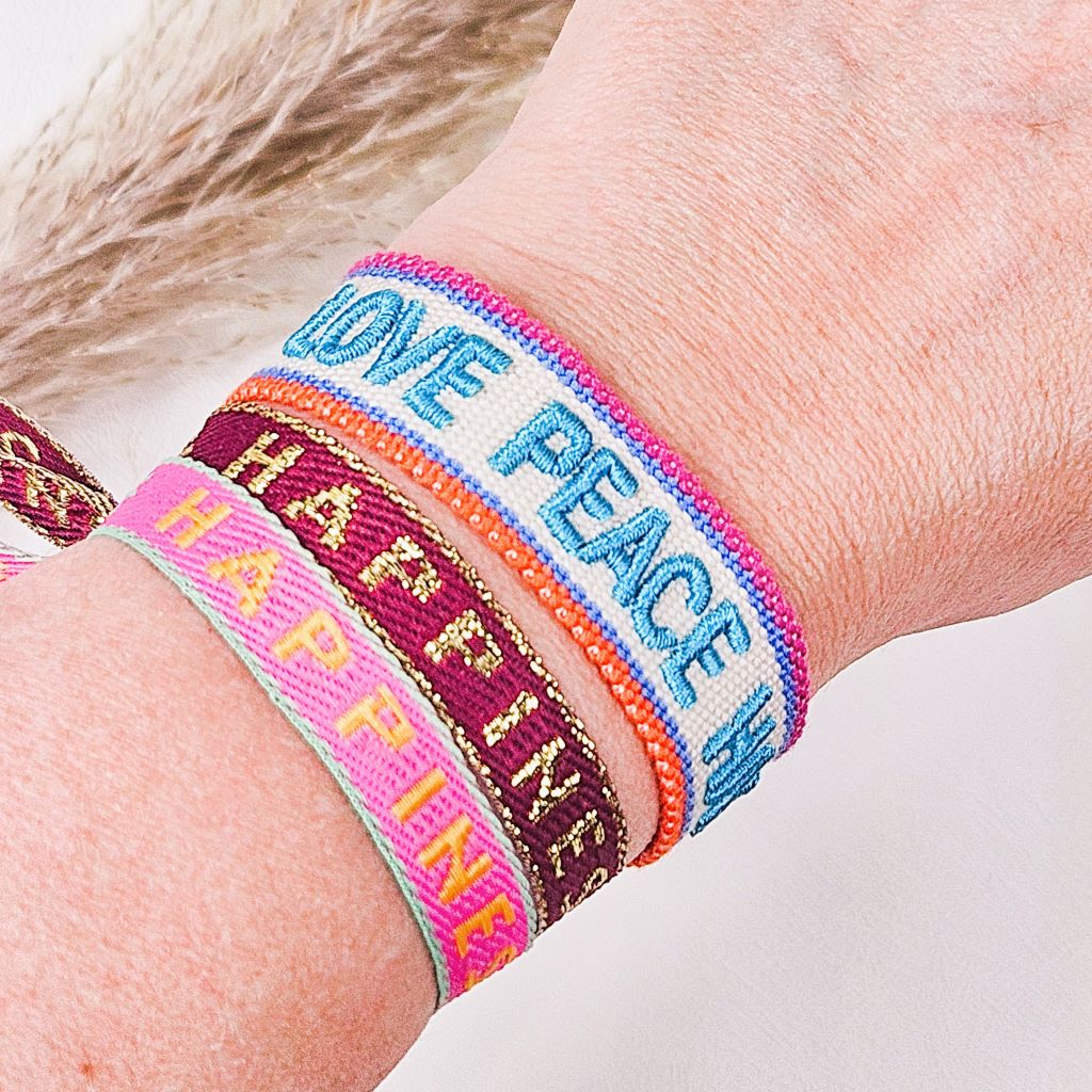 geweven-armband-love-peace-happiness-statement-bracelet