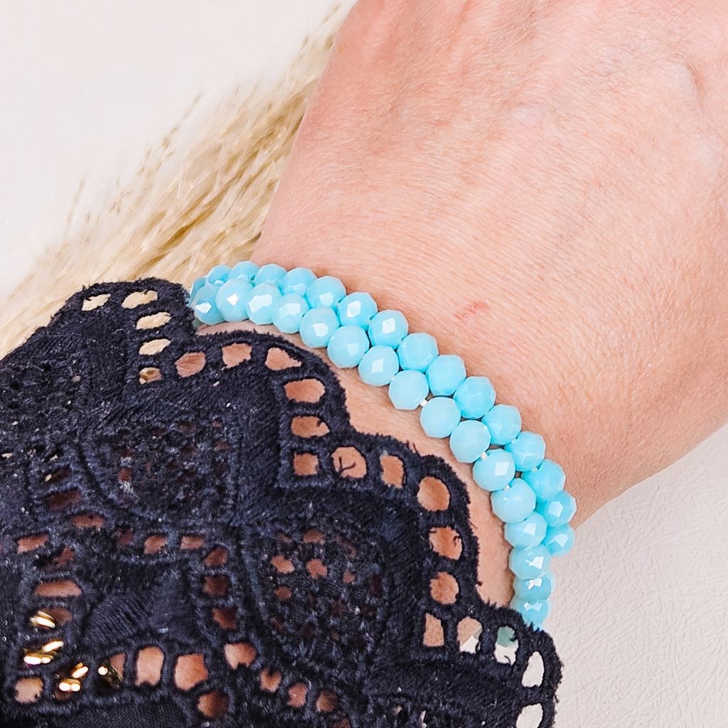 kralen-armband-blue-pearl-blauw-verstelbaar-ibiza-style
