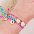 initiaal-armbandje-roze-met-letter