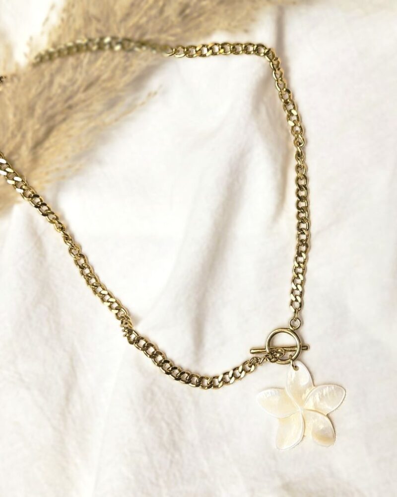 ketting-bloem-schelp-pixie