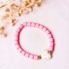 kralen-armband-ibiza-style-met-hartje-roze-wit